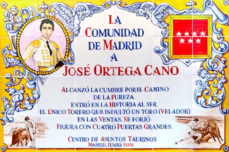 ORTEGA CANO ESTRENÓ AZULEJO EN LAS VENTAS
